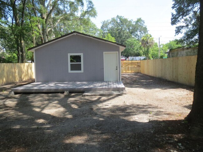 Building Photo - 8930 Free Ave