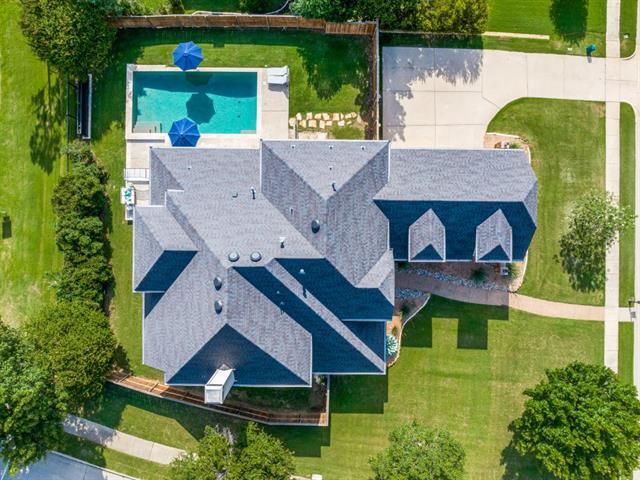 Building Photo - 301 Foxcroft Ln