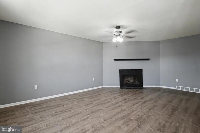 Building Photo - 1412 Whitpain Hills