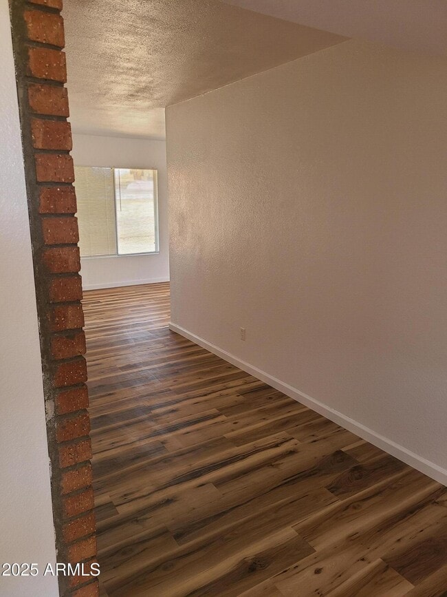 Building Photo - 2726 S Rogers