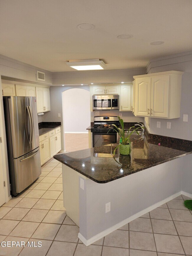 Building Photo - 1404 Black Ridge Dr