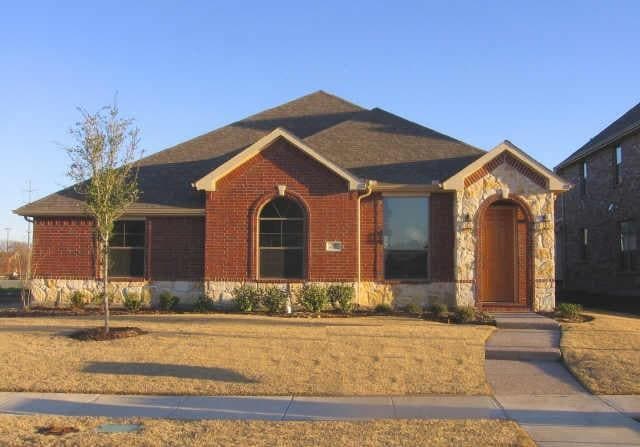 Primary Photo - 922 Meadow Flower Ln