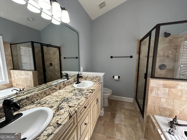 Building Photo - 405 Lexington Village