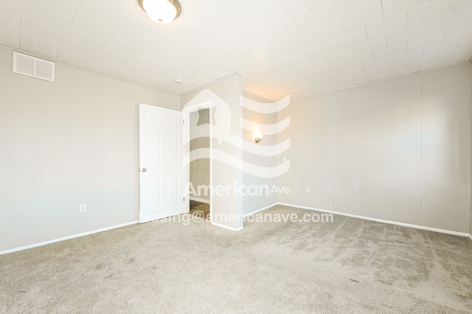 Building Photo - 13 Maytide St