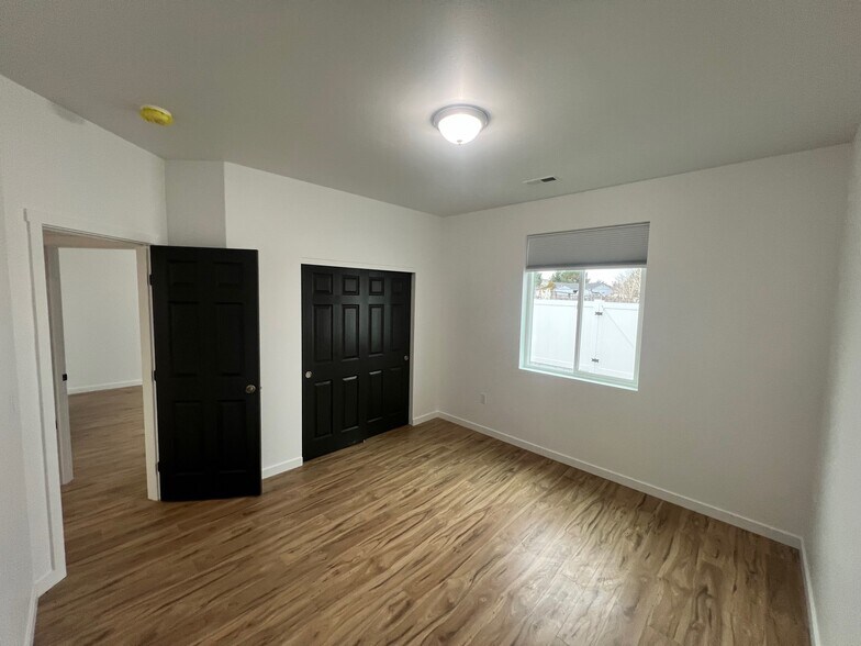 Building Photo - 119 Grant Dr