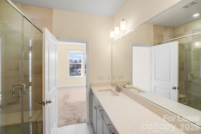 Building Photo - 334 Simeon Dr