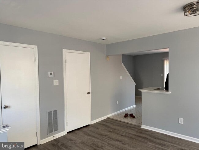 Building Photo - 1935 Winslow Ct