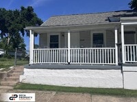 Building Photo - 7127 Alabama Ave