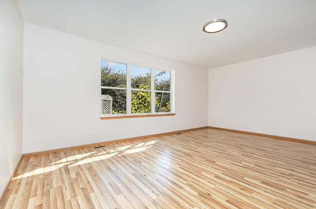 Building Photo - 786 Bohannon Cir