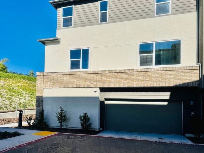 Building Photo - 12078 Aden Wy