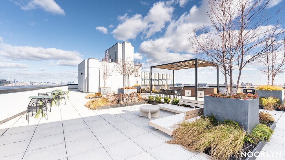 Building Photo - 1499 Bedford Ave