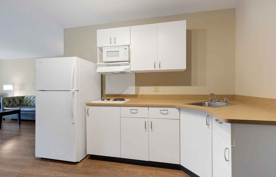 Building Photo - Furnished Studio-Washington, D.C. - Centre...