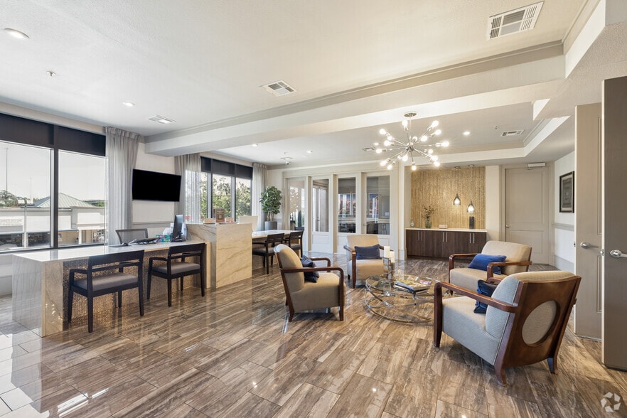 Leasing Office - The Hamilton