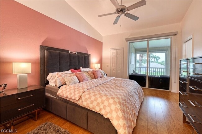 Building Photo - 14561 Glen Cove Dr