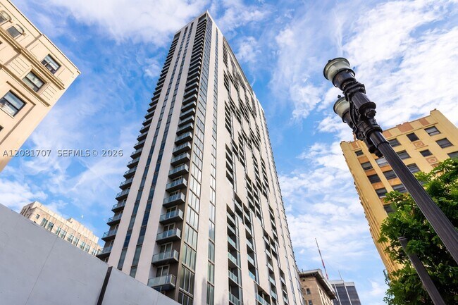 Building Photo - 151 SE 1st St