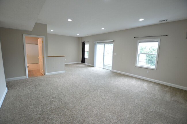 Building Photo - 232 Newberry Ln