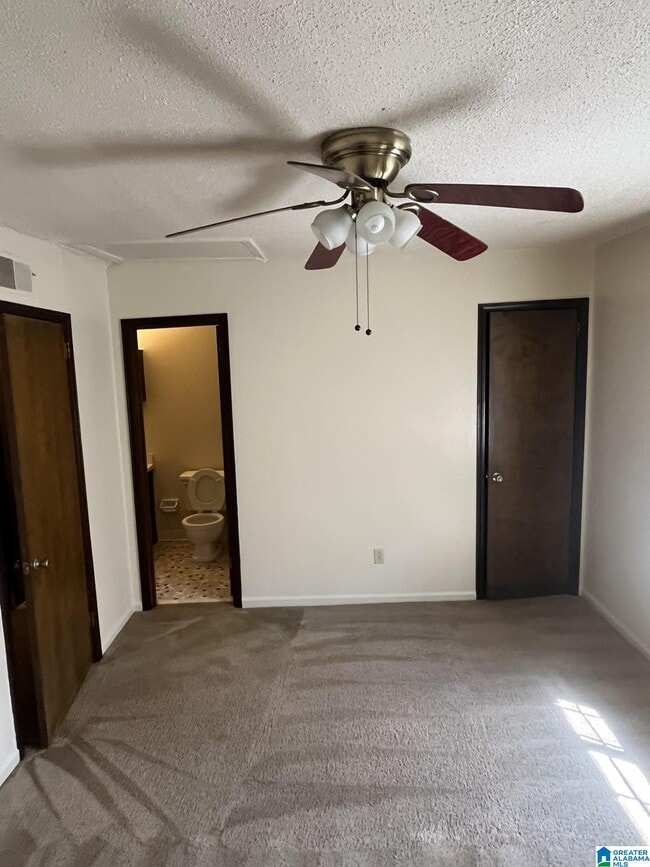 Building Photo - 2613 11th Ave S