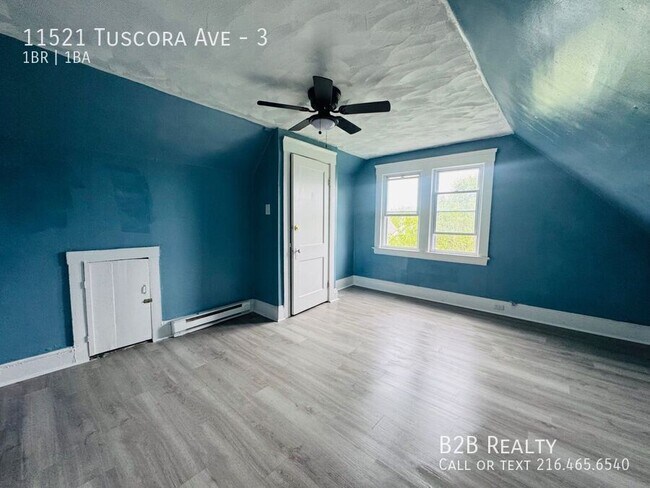 Building Photo - 11521 Tuscora Ave