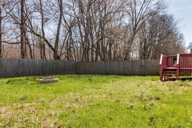 Building Photo - 2859 Teakwood Dr