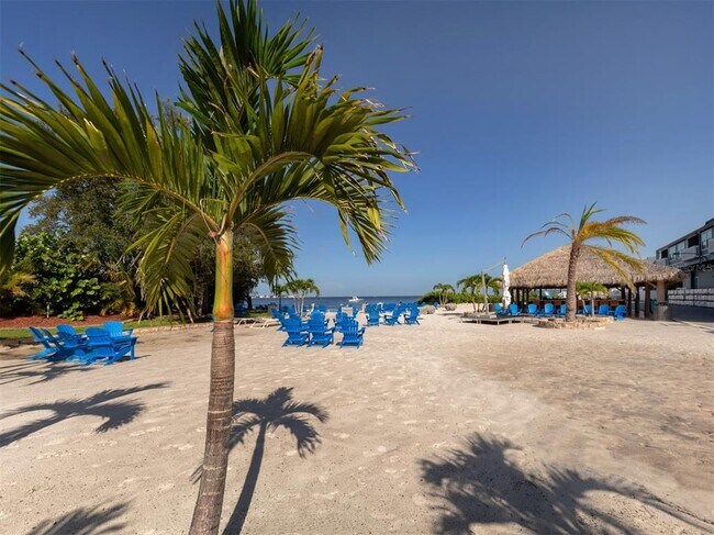 Building Photo - 26333 Nadir Rd