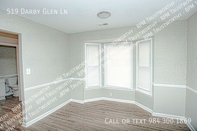Building Photo - 519 Darby Glen Ln