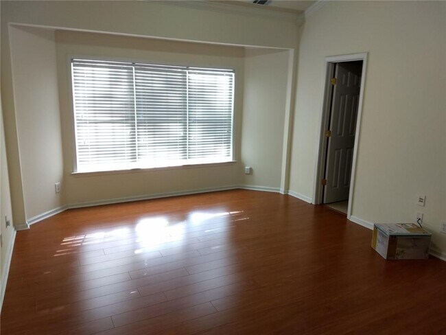 Building Photo - 2905 Brookwater Dr