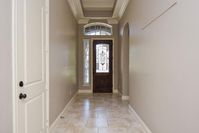 Building Photo - 6615 Rising Hills Ln