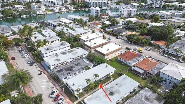 Building Photo - 650 83rd St