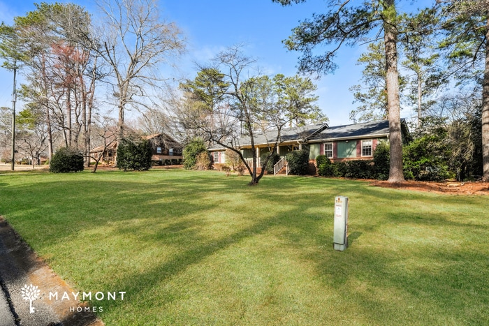 Building Photo - 2117 Chaparral Dr SW