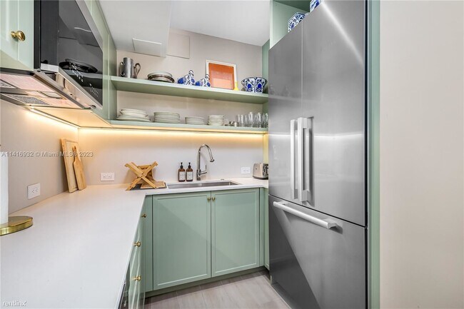 Building Photo - 2 br, 2 bath Condo - 20 Island Ave Apt 718