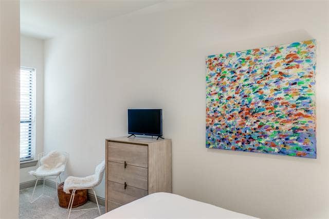 Building Photo - 3028 Carmel St