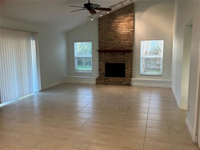 Building Photo - 12641 Newfield Dr