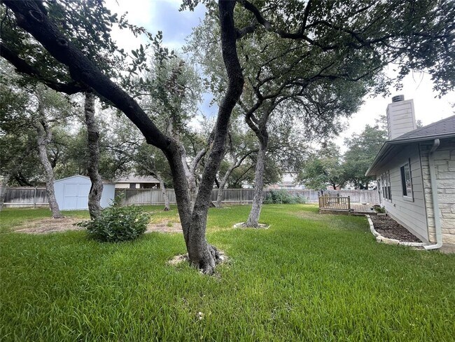 Building Photo - 1413 Shamitas Ct