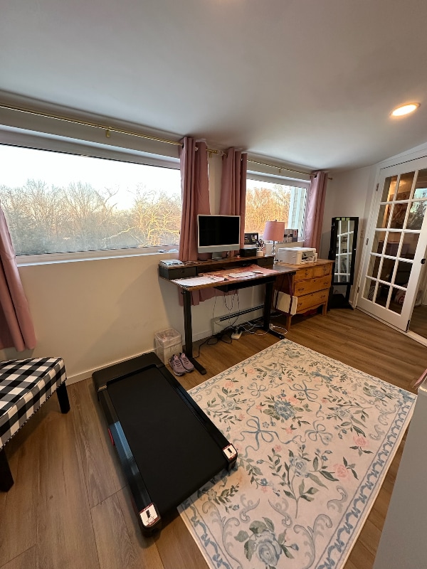 Building Photo - 152 Lepes Rd