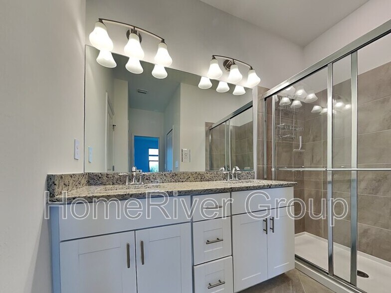 Building Photo - 14124 Pine Lodge Ln