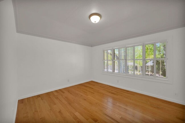 Building Photo - Executive Saratoga Home | Pool & Spa | Lynbrook High School District