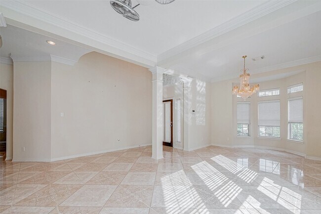 Building Photo - 14314 Jaubert Ct