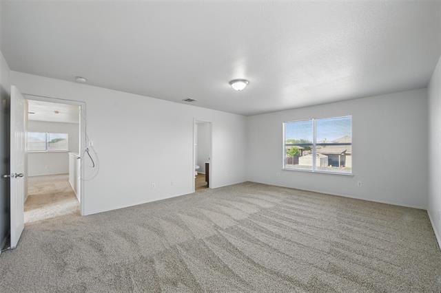 Building Photo - 318 Chisholm Trail