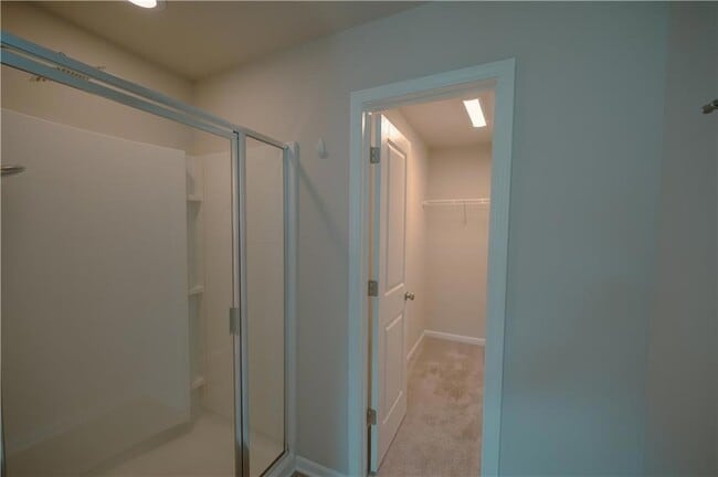 Building Photo - 3177 Meadowstone Ln SW