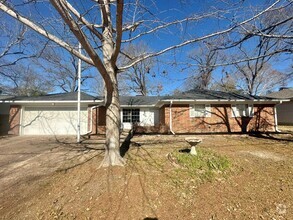 Building Photo - Available Now! Newly Updated 3 Bedroom 2 B...