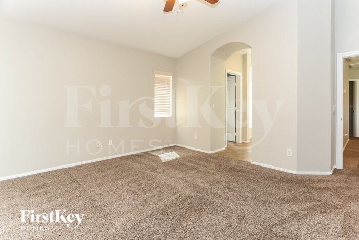Building Photo - 9448 Biroth Ct
