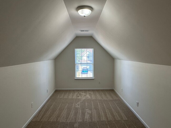 Building Photo - 2818 Oakdale Pasture Dr