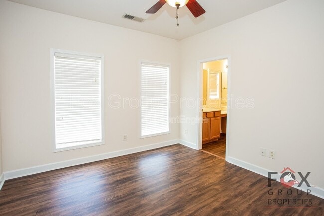 Building Photo - 8602 Beaver Creek Dr