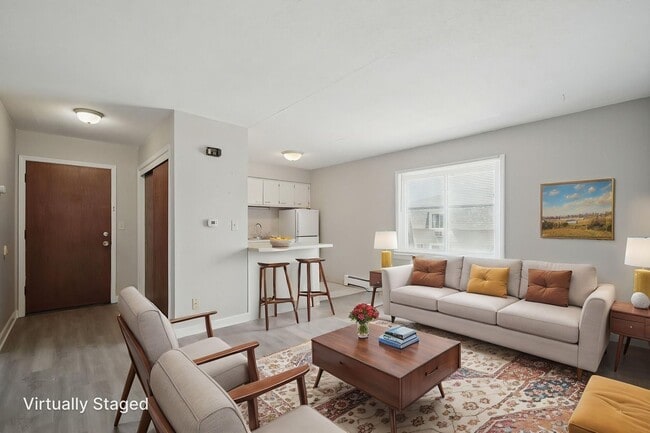 Building Photo - $99 first month rent- Limited Time Only - ...