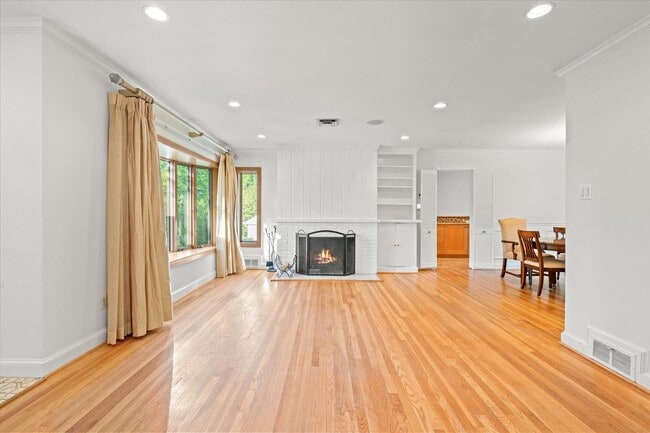 Building Photo - 500 Monticello Blvd