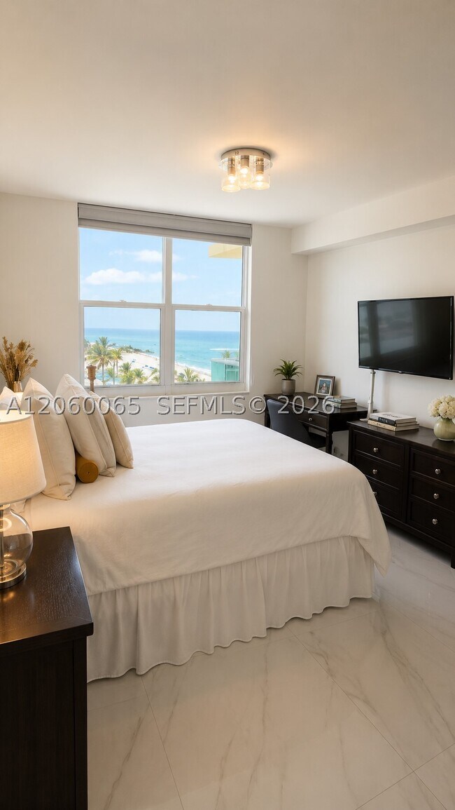 Building Photo - 2501 S Ocean Dr