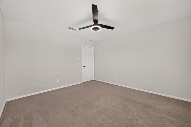 Building Photo - 25346 Barmby Dr