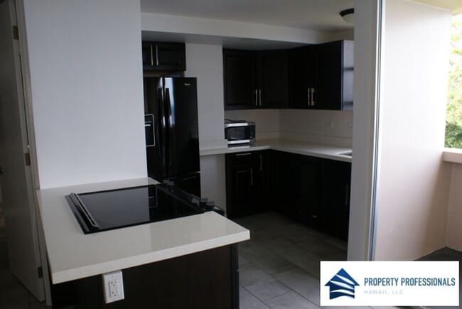 Building Photo - Bayshore Towers