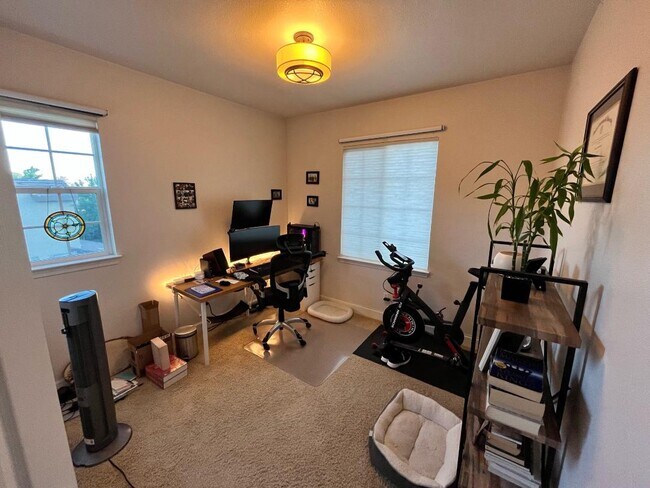 Building Photo - 2270 Bell Flower Ln