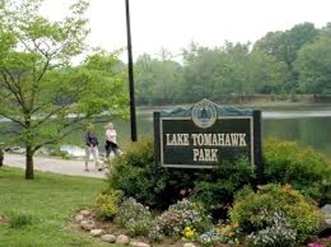 Building Photo - Black Mountain Bungalow minutes from Lake Tomahawk!